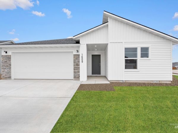 3166 W Taiban Creek Dr, Kuna, ID 83634