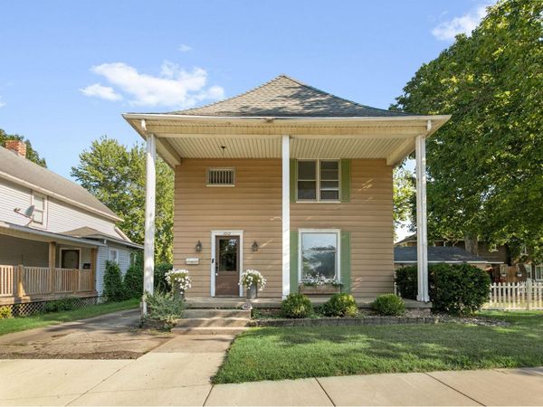 1012 W Lexington Avenue, Elkhart, IN 46514
