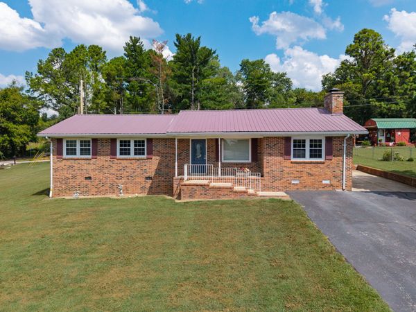 88 Kitty St , Lynchburg, TN 37352