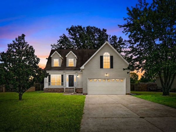 605 Westchester Pl , Clarksville, TN 37043
