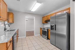 43 Derby Lane  photo 4
