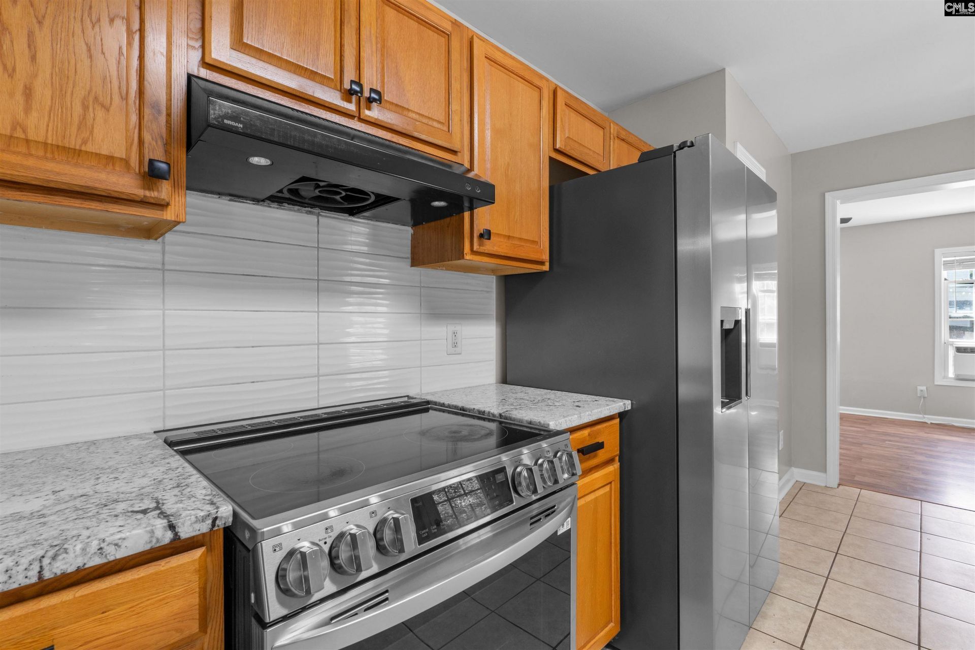 43 Derby Lane  Photo 6