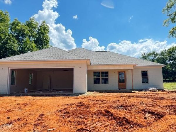 429 W Reynolds St., Pontotoc, MS 38863