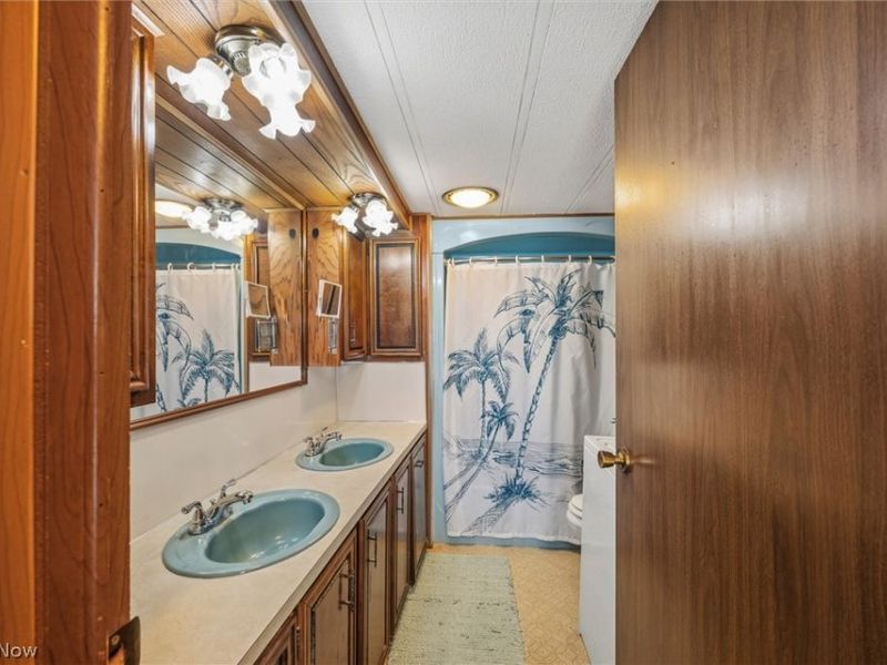 83 Rathbun Drive, Marblehead, OH 43440 Photo 21