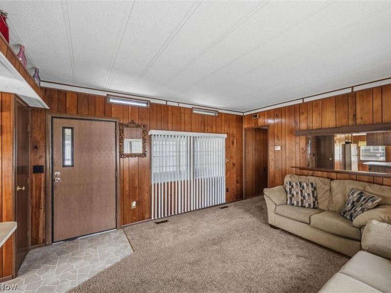 83 Rathbun Drive, Marblehead, OH 43440 Photo 9