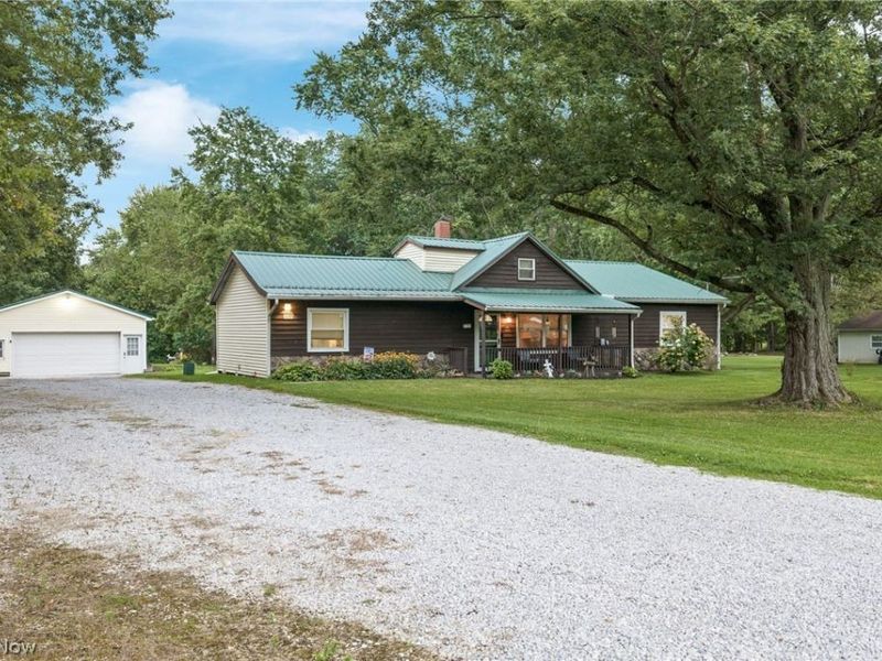 3285 Clubside Drive, Norton, OH 44203 Photo 1