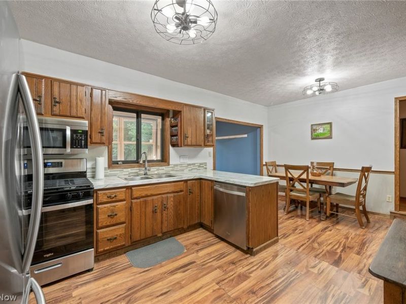 3285 Clubside Drive, Norton, OH 44203 Photo 10