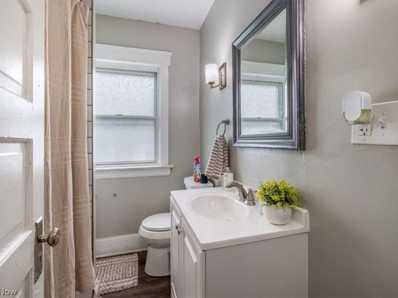 3290 W 17th Street, Cleveland, OH 44109 Photo 26
