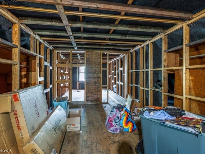 3290 W 17th Street, Cleveland, OH 44109 Photo 27