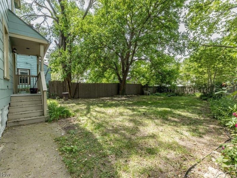 3290 W 17th Street, Cleveland, OH 44109 Photo 32