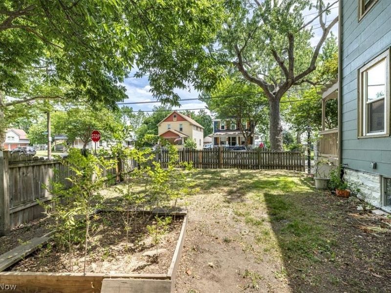 3290 W 17th Street, Cleveland, OH 44109 Photo 35