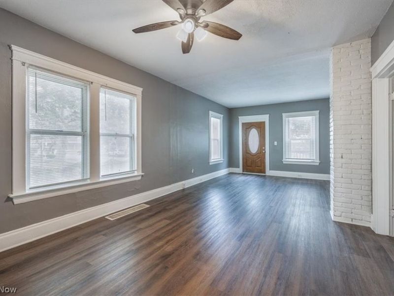 3290 W 17th Street, Cleveland, OH 44109 Photo 7