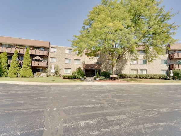 2650 Brookwood Way Drive , Unit 311, Rolling Meadows, IL 60008