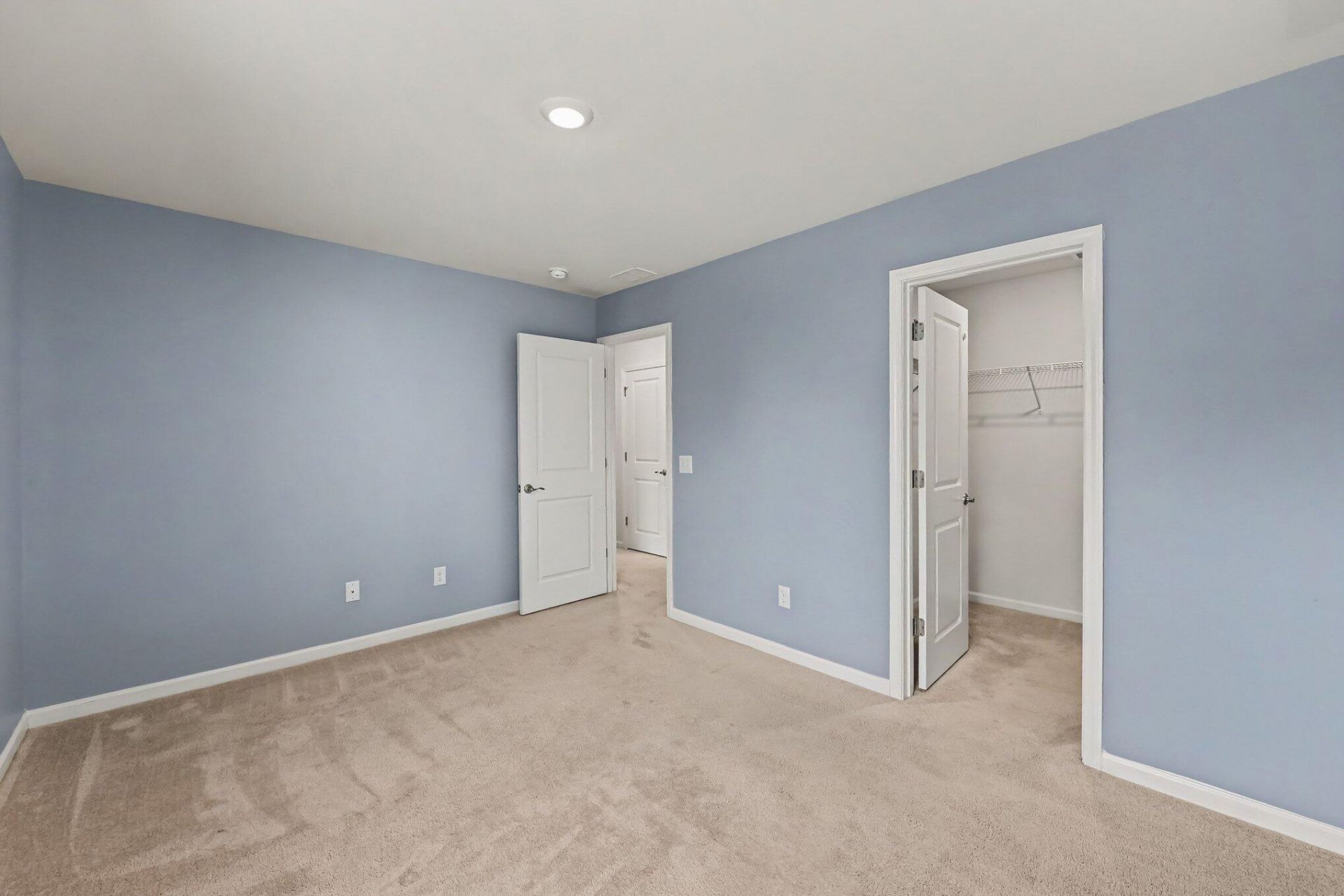 2744 Harmony Lake Drive Photo 24