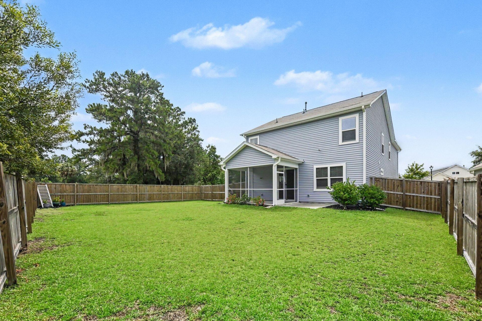 2744 Harmony Lake Drive Photo 32