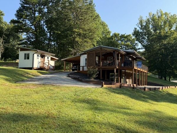 101 Pleasant Hill Circle, Blairsville, GA 30512