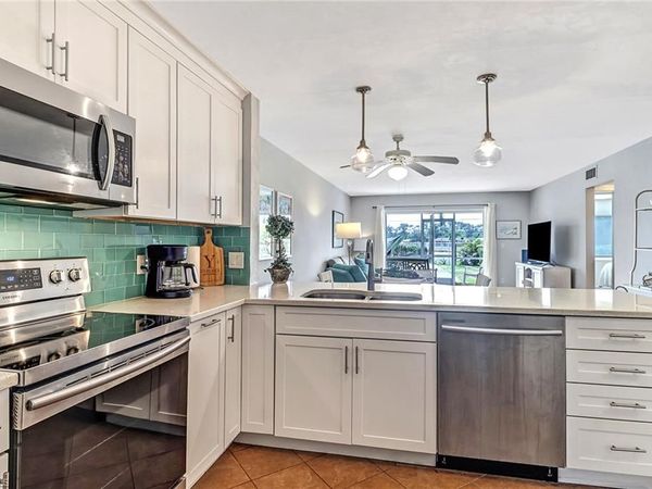 1001 Foxfire LN , Unit 109, NAPLES, FL 34104