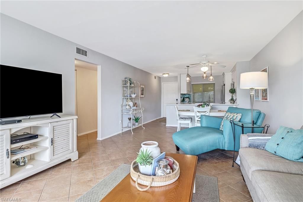 1001 Foxfire Ln , Unit 109, Naples, FL 34104 Photo