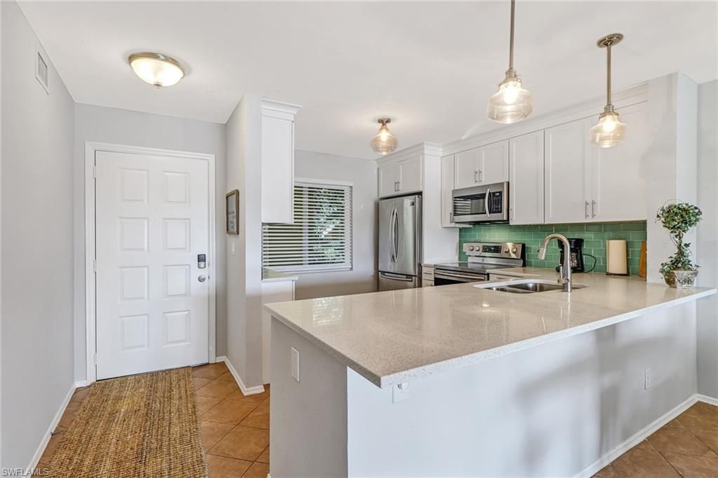 1001 Foxfire Ln , Unit 109, Naples, FL 34104 Photo