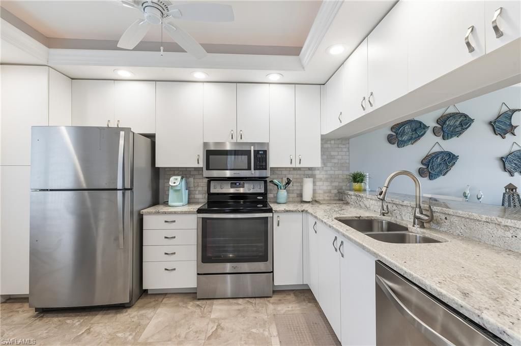 14891 Hole In One Cir , Unit 205, Fort Myers, FL 33919 Photo