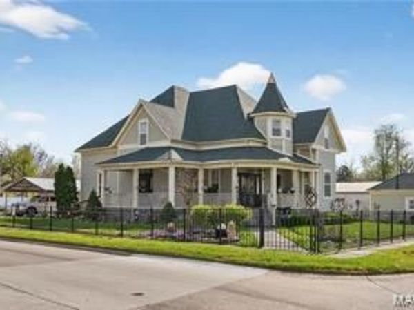 303 Dorothy Street , Sikeston, MO 63801