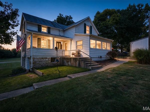 415 La Haye Street , Ste Genevieve, MO 63670