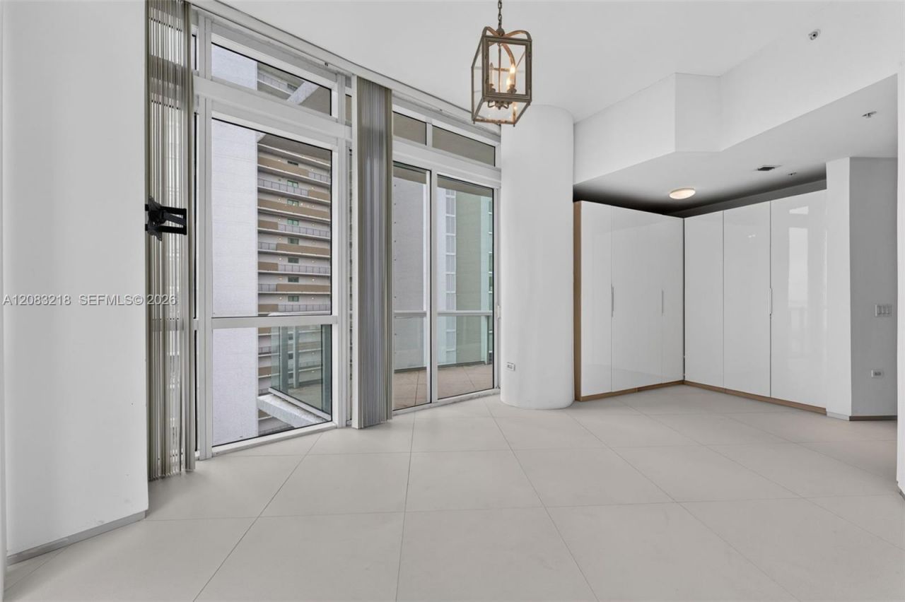480 NE 30th St , Unit 2201, Miami, FL 33137 Photo