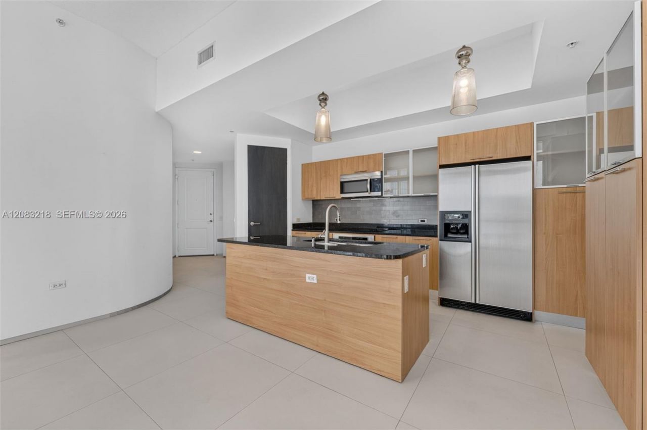 480 NE 30th St , Unit 2201, Miami, FL 33137 Photo