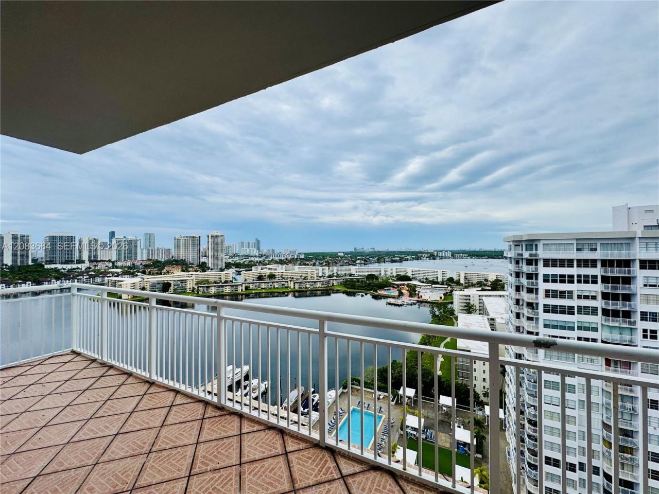 18071 Biscayne Blvd , Unit PH03 & PH0, Aventura, FL 33160 Photo