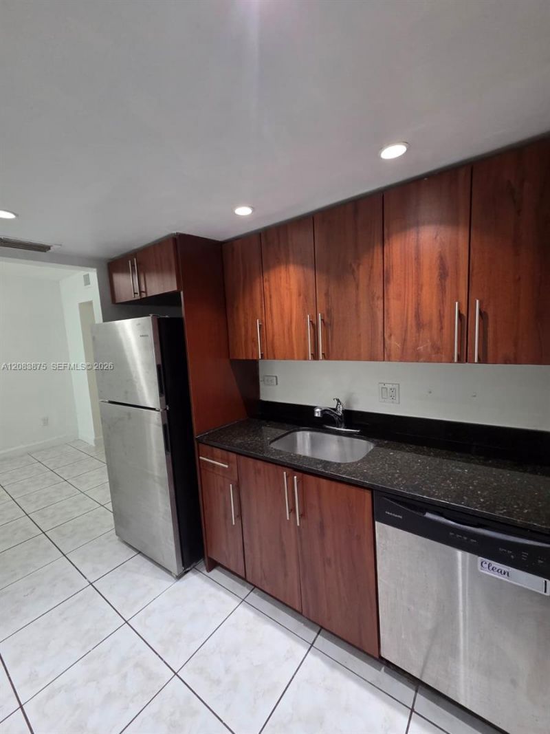 1885 NE 121st St, Unit 8, North Miami, FL 33181 Photo