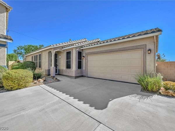 6720 Black Oil Drive , Las Vegas, NV 89122