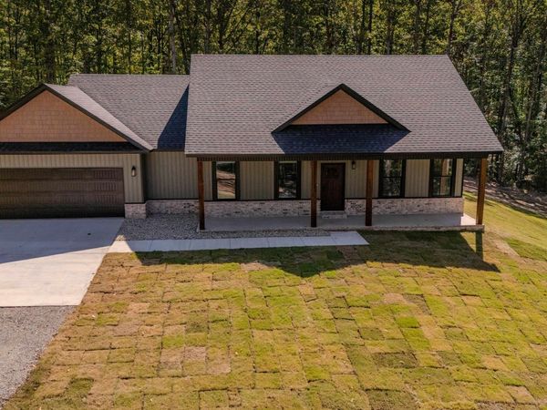 1040 Buckwood Road , Bauxite, AR 72011