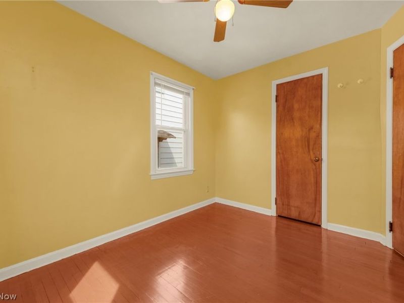 7413 Traymore Avenue, Brooklyn, OH 44144 Photo 18