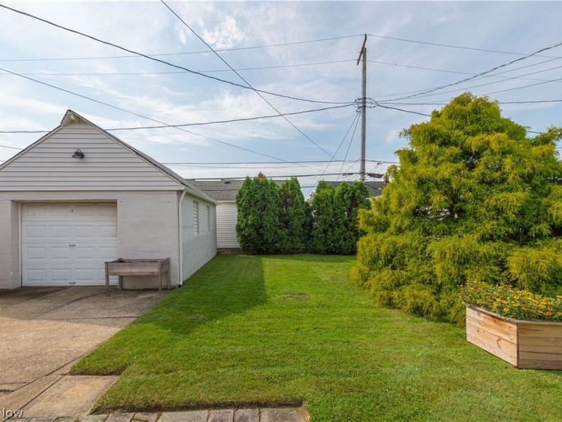 7413 Traymore Avenue, Brooklyn, OH 44144 Photo 44