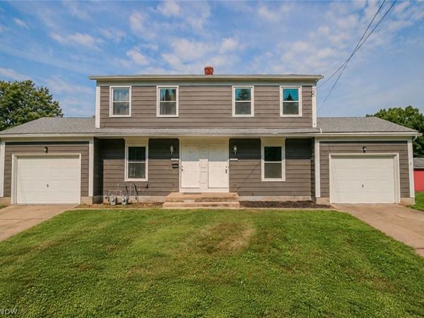 4296 & 4300 Lorwood Drive , Stow, OH 44224