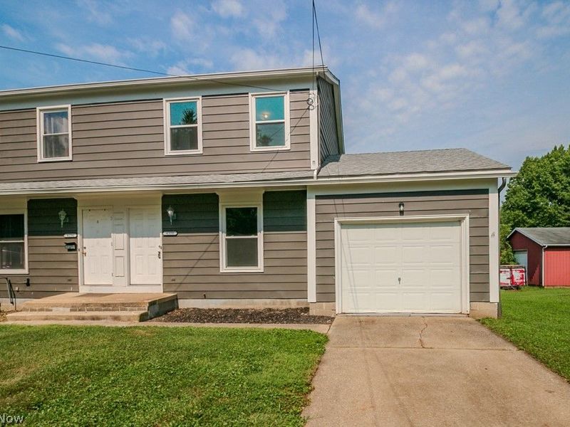 4296 & 4300 Lorwood Drive, Stow, OH 44224 Photo 3