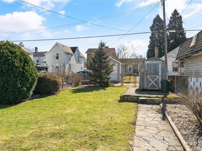 1314 Pennsylvania Avenue, East Liverpool, OH 43920 Photo 16