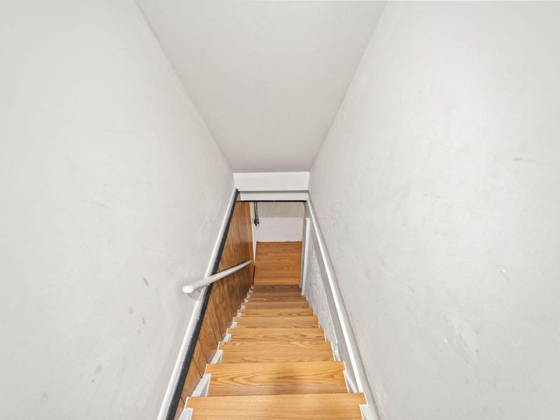 87 Tarryton Court W, Unit 18D, Columbus, OH 43228 Photo 23
