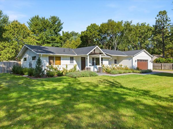 825 County Road 101 N, Plymouth, MN 55447