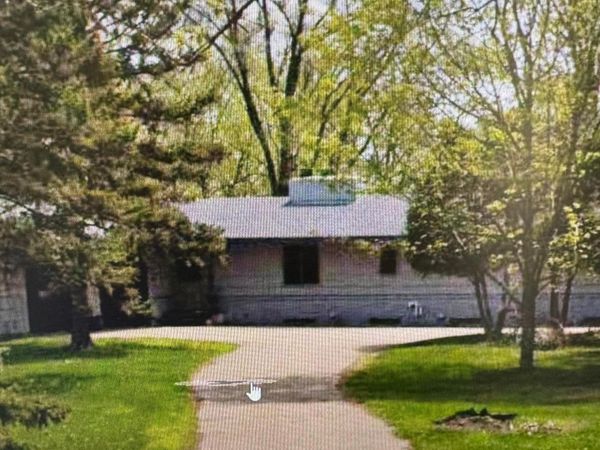 9149 Meadowview Road, Bloomington, MN 55425