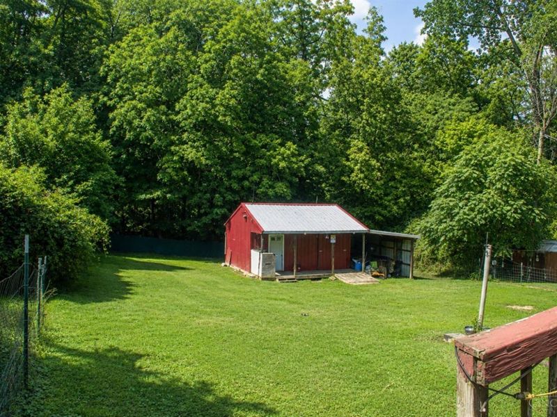 111 Greystone Drive, Hillsboro, OH 45133 Photo 3
