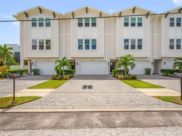 4302 W NORTH B STREET , Unit 2, TAMPA, FL 33609