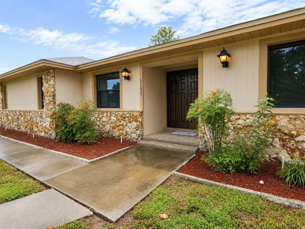 35025 RAINTREE DR , FRUITLAND PARK, FL 34731