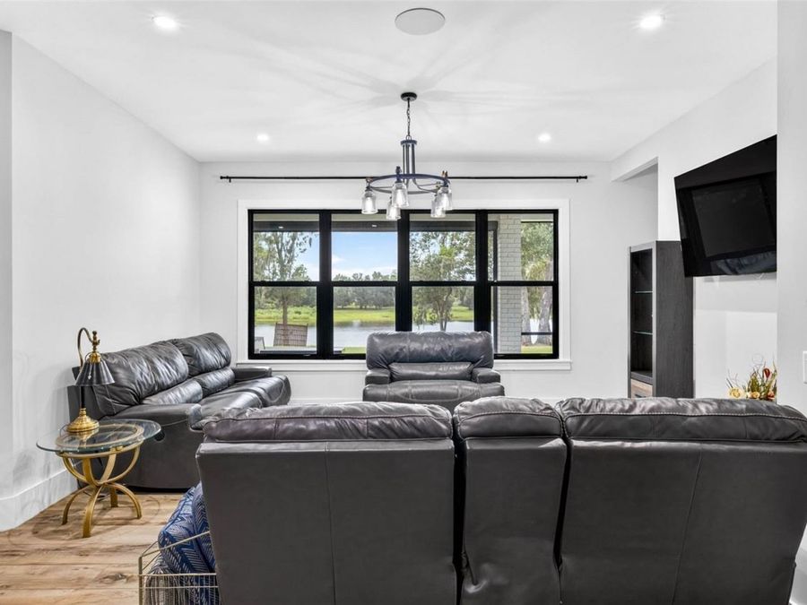 Property Image 64