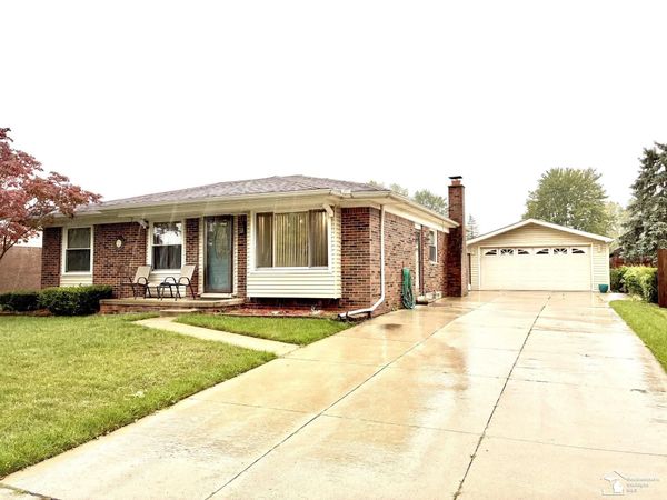 15426 Gulley Street, Taylor, MI 48180