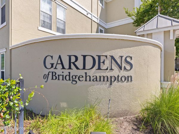 8290 GATE Parkway W, Unit 1014, Jacksonville, FL 32216