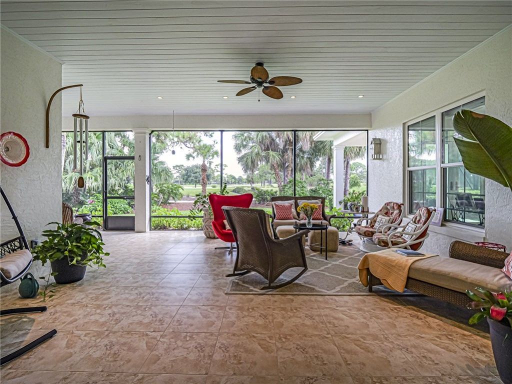 934 Carolina Circle Sw, Vero Beach, FL 32962 Photo