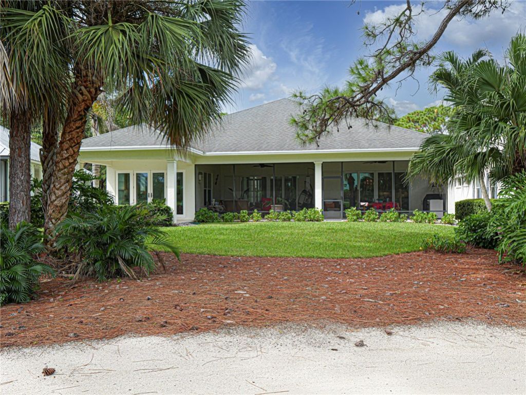 934 Carolina Circle Sw, Vero Beach, FL 32962 Photo