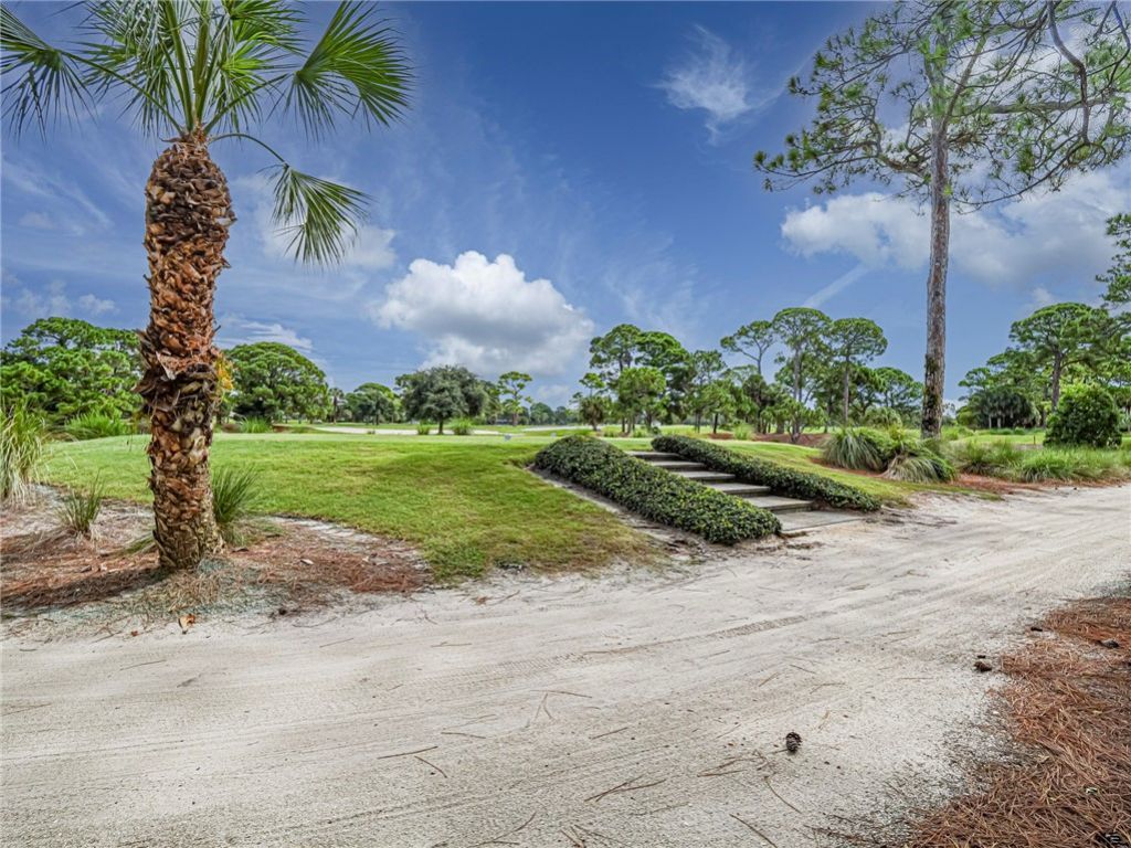 934 Carolina Circle Sw, Vero Beach, FL 32962 Photo