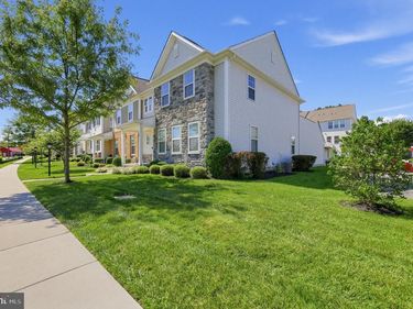 710 SUN VALLEY COURT , CHESTER SPRINGS, PA 19425